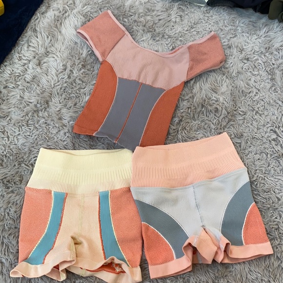 COPY - 🌺free people break point tighten up short/crop - Picture 4 of 16